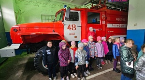 В пожарно-спасательных частях Рязанской области проходят экскурсии для детей